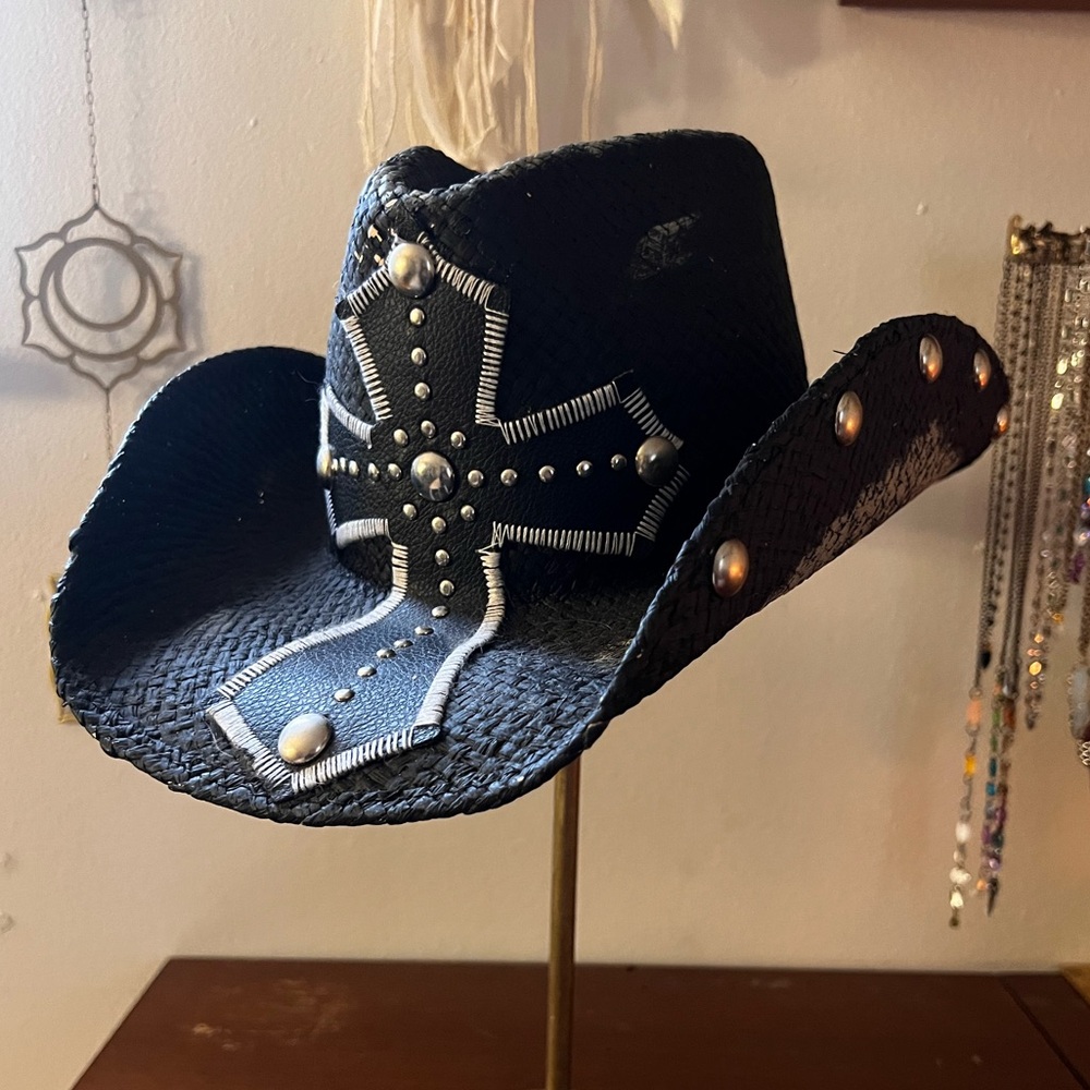 BullHide cowboy hat